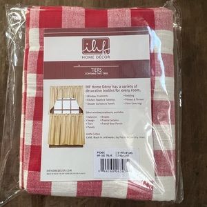 IHF Home Decor Tier Pair in Red Picnic Buffalo Check, 72”x36” BRAND NEW